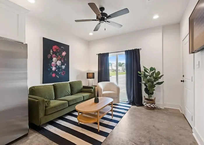 Teche House King Bed Luxury Getaway Fast Wifi