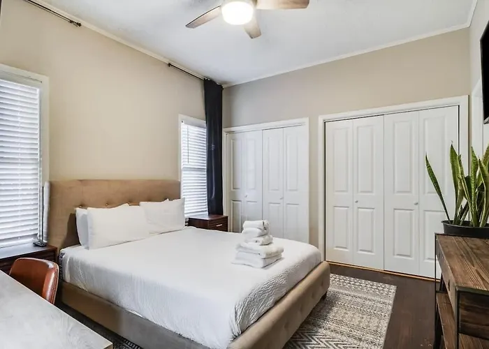 Jefferson Rental Room 2