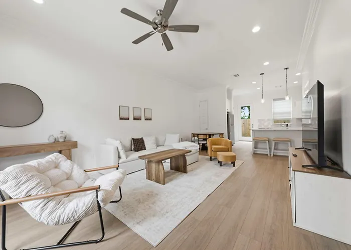 Brand New Kali House - River Ranch - Premier Host