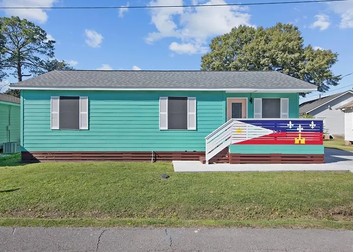 Acadiana Cottage 3Br Freetown W/Parking For 6