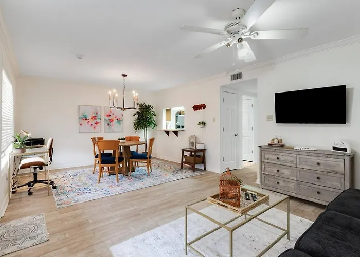 Cozy 1Br Condo W/Balcony - Near Ul & Ochsner